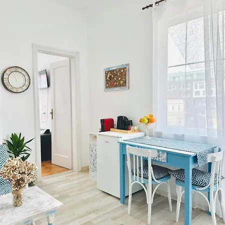 アパート синьо лято ヴァルナ